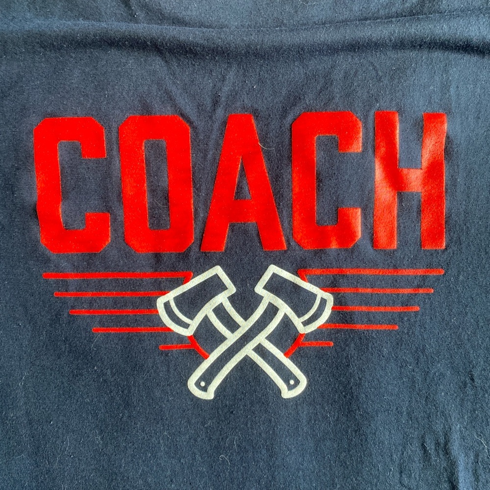 Flying Axes Throwing Coach T-shirt size Large